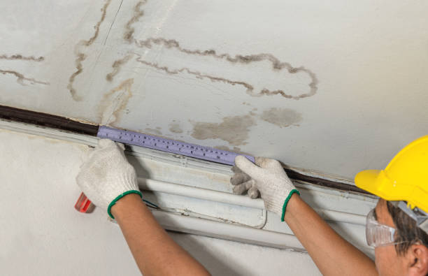 Reliable Basement Flood Cleanup contractor in Minneapolis, MN by Aqua Guard Water Damage